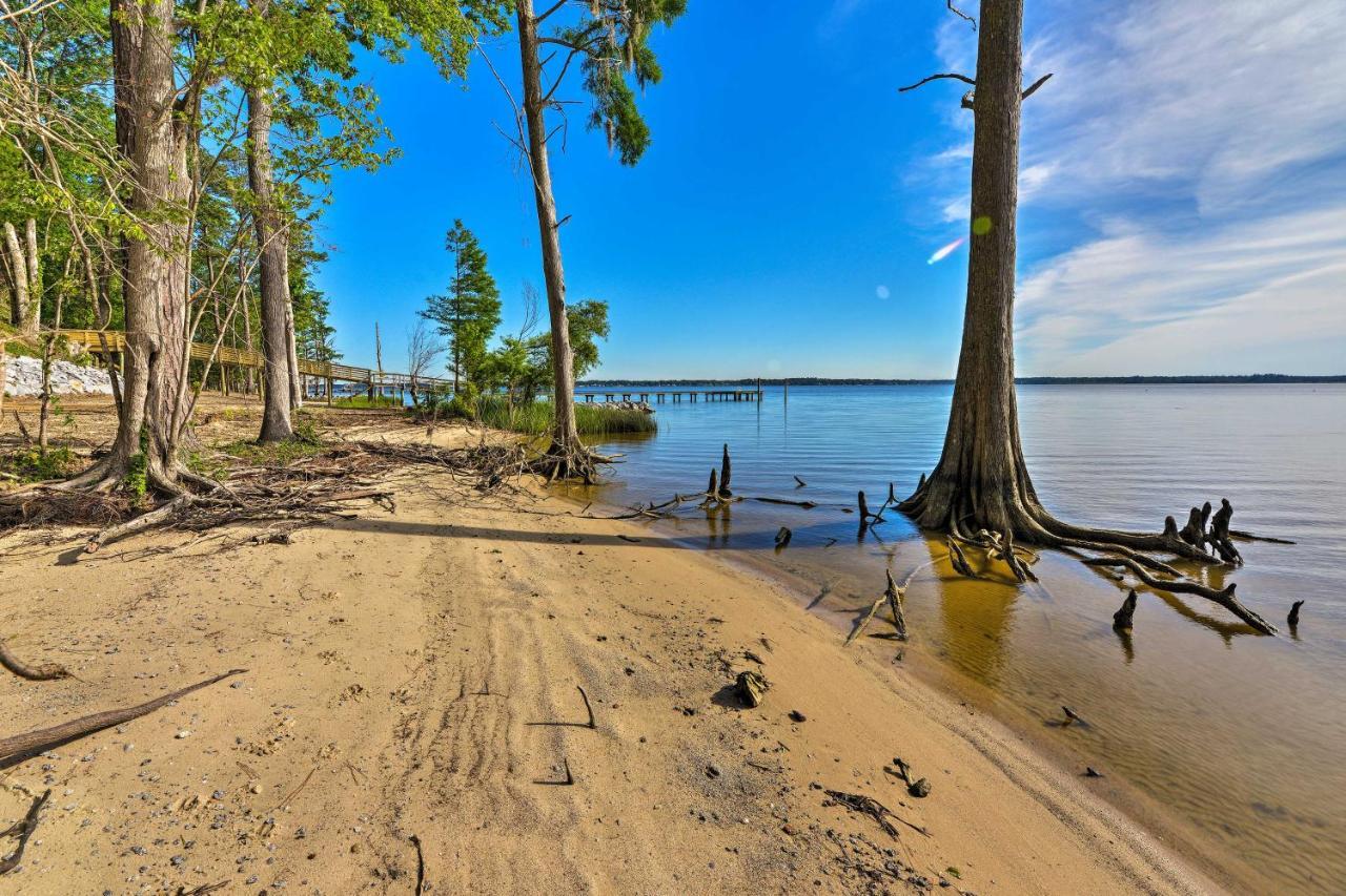 Bayfront Blounts Creek Home Private Beach And Dock! Whichard Beach Екстериор снимка