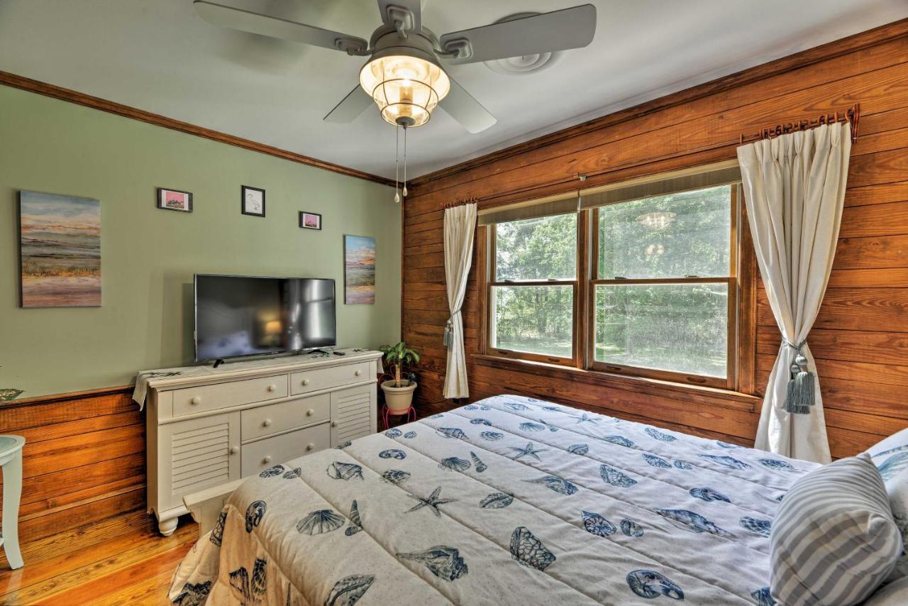 Bayfront Blounts Creek Home Private Beach And Dock! Whichard Beach Екстериор снимка